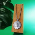 Naszyjnik ze stali medalion Św Benedykt duży srebrny box 3 mm