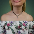 Naszyjnik z kamieni matowy czarny onyks spinel hamsa stal toogle